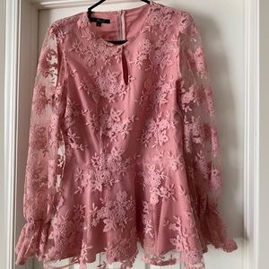 Rose floral 🌸 blouse with sheer sleeves, medium!